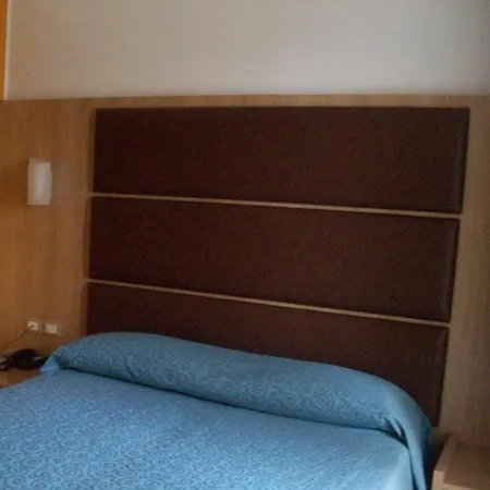 Hotel Mondial 3*
