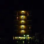 Otel Mondial 3*