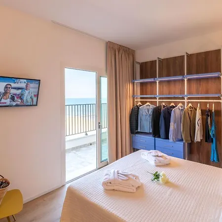 Hotel Mondial 3*